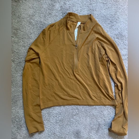 NWOT Lululemon Long Sleeve Yellow Cropped Half Zip - Picture 1 of 9